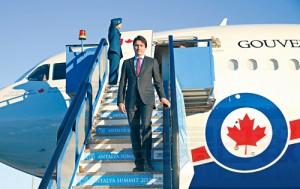 Canada's Prime Minister Justin Trudeau arrives at Antalya International airport ahead of the G20 summit, in the Mediterranean resort city of Antalya, Turkey, November 14, 2015. REUTERS/Okan Ozer/Pool