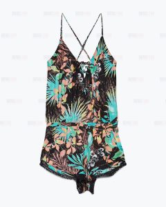 Trending: Island Life You may be spending summer in the city but there's no reason you can't enjoy a bit of the islands at the same time. 1. Desigual Flores 2 Short $110 sportinglife.ca http://www.sportinglife.ca/sportinglife/product/24656407/Womens-Fashion/Women%27s-Flores-2-Short 2. Desigual Women's Marite Jacket $156 sportinglife.ca http://www.sportinglife.ca/sportinglife/product/24656373/Womens-Fashion/Women%27s-Marite-Jacket 3. Rip Curl Romper $64 bikinivillage.com https://www.bikinivillage.com/en/rip-curl-romper-orange-green-black-floral-13391 4. Capris by Body Glove $75 online only at bikinivillage.com https://www.bikinivillage.com/en/breathe-capris-black-green-orange-floral-20630 5. Polo Ralph Lauren Men's Straight-Fit Printed City Jogger $159.50 thebay.com http://www.thebay.com/webapp/wcs/stores/servlet/en/thebay/straight-fit-printed-city-jogger-0032-710601300001--24 6. Aralle High Heel Sandal $59.99 callitspring.com http://www.callitspring.com/ca/en/CALL-IT-SPRING/women/sandals/high-heels/ARALLE/p/46449356-46 7. Dolce & Gabbana printed silk-twill wide-leg pant $1515 net-a-porter.com https://www.net-a-porter.com/ca/en/product/732948/Dolce_and_Gabbana/printed-silk-twill-wide-leg-pants- 8. Navango Sunset Lovers Men's Classic T-Shirt $55 nuvango.com https://www.nuvango.com/products/sunset-lovers-mens-classic-t-shirt 9. Scotch & Soda Photo printed top $125.00 scotch-soda.com https://www.scotch-soda.com/ca/en/women/tops-t-shirts/photo-printed-top/131211.html?cgid=80&dwvar_131211_color=combo%20B&start=14 10. Van Tropical Print Carmelle flip-flop $19.99 getoutsideshoes.com http://vans.getoutsideshoes.com/vans-tropical-parrot-carmelle-beach-glass.html Uploaded external by: Koszuta, Angela