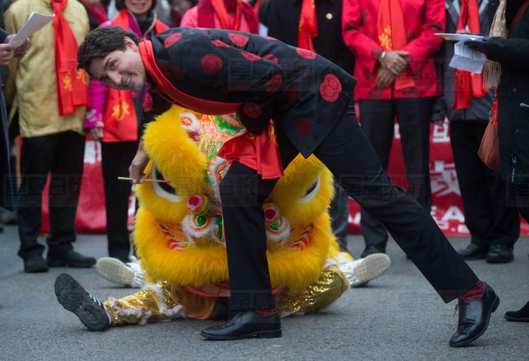 Justin Trudeau attends the 44th Vancouver Chinatown Spring Festival Parade on Jan. 29, 2017 in Vancouver. (Darryl Dyck, CP)