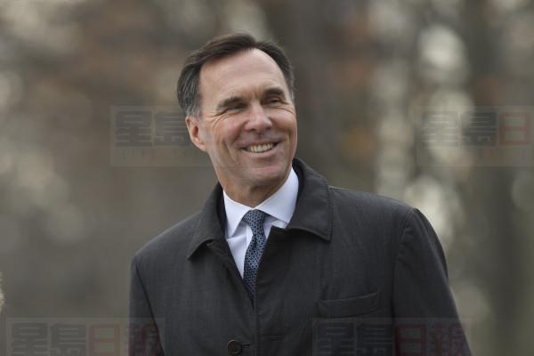 Liberal MP Bill Morneau arrives for the swearing-in ceremony in Ottawa on Wednesday, Nov. 20, 2019. THE CANADIAN PRESS/Adrian Wyld