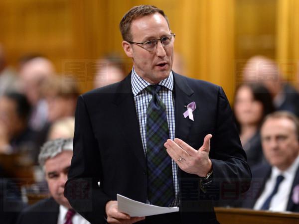 Justice Minister Peter MacKay answers a question during Question Period in the House of Commons in Ottawa on Thursday, March 26, 2015. THE CANADIAN PRESS/Sean Kilpatrick