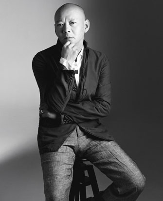 岳敏君。 網上圖片