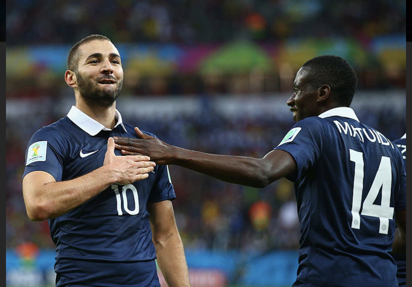 11AF8DB2-6B47-42C0-92E8-C126424C27A5