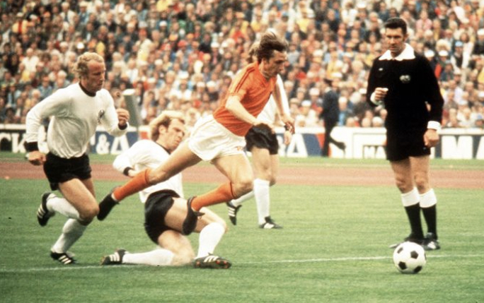 A7AA63D1-CE07-4BAF-BE74-CD3C175BDF04