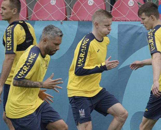 B90B317D-3996-46B6-B6BD-23B99AB2523E