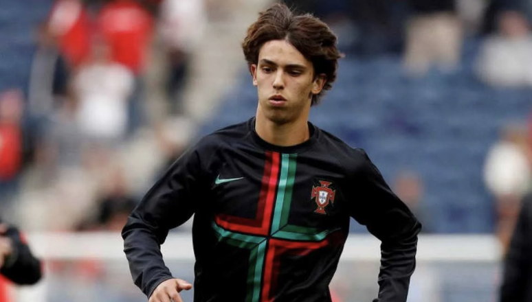 C7B1DE86-2211-4354-892F-91D0690C8A83