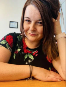 簡省來自愛民頓，康復後仍有胸痛等問題。   CBC圖片