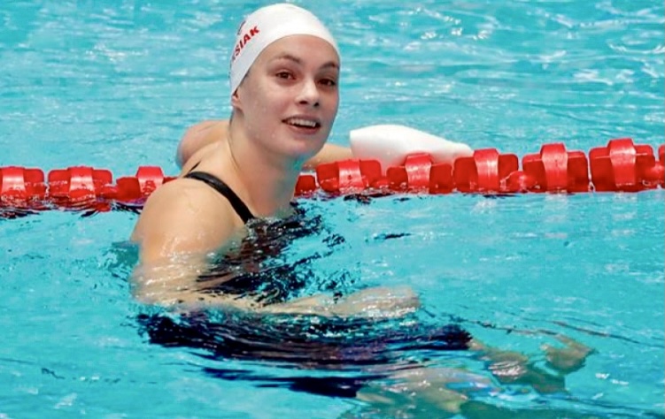 0E3EDDF9-8ED1-4C08-8C67-ADB27C202A70