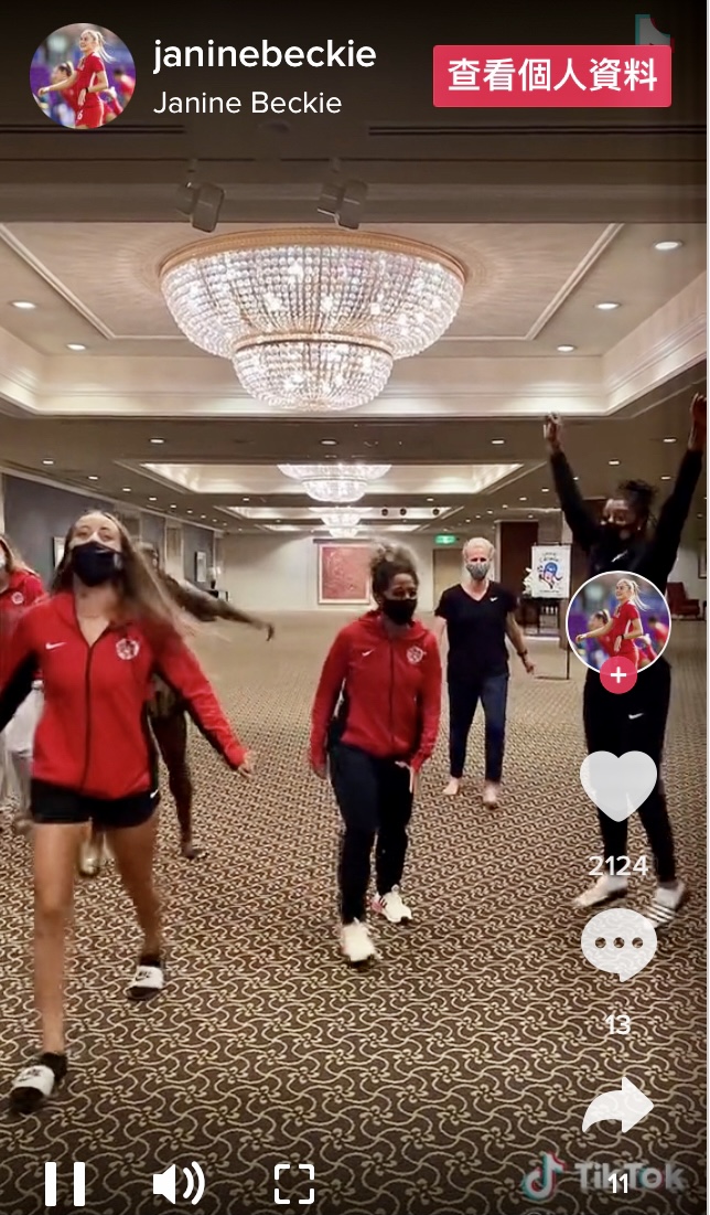 25136CCB-B990-4C5C-BC4E-FAE9FD0D19F1