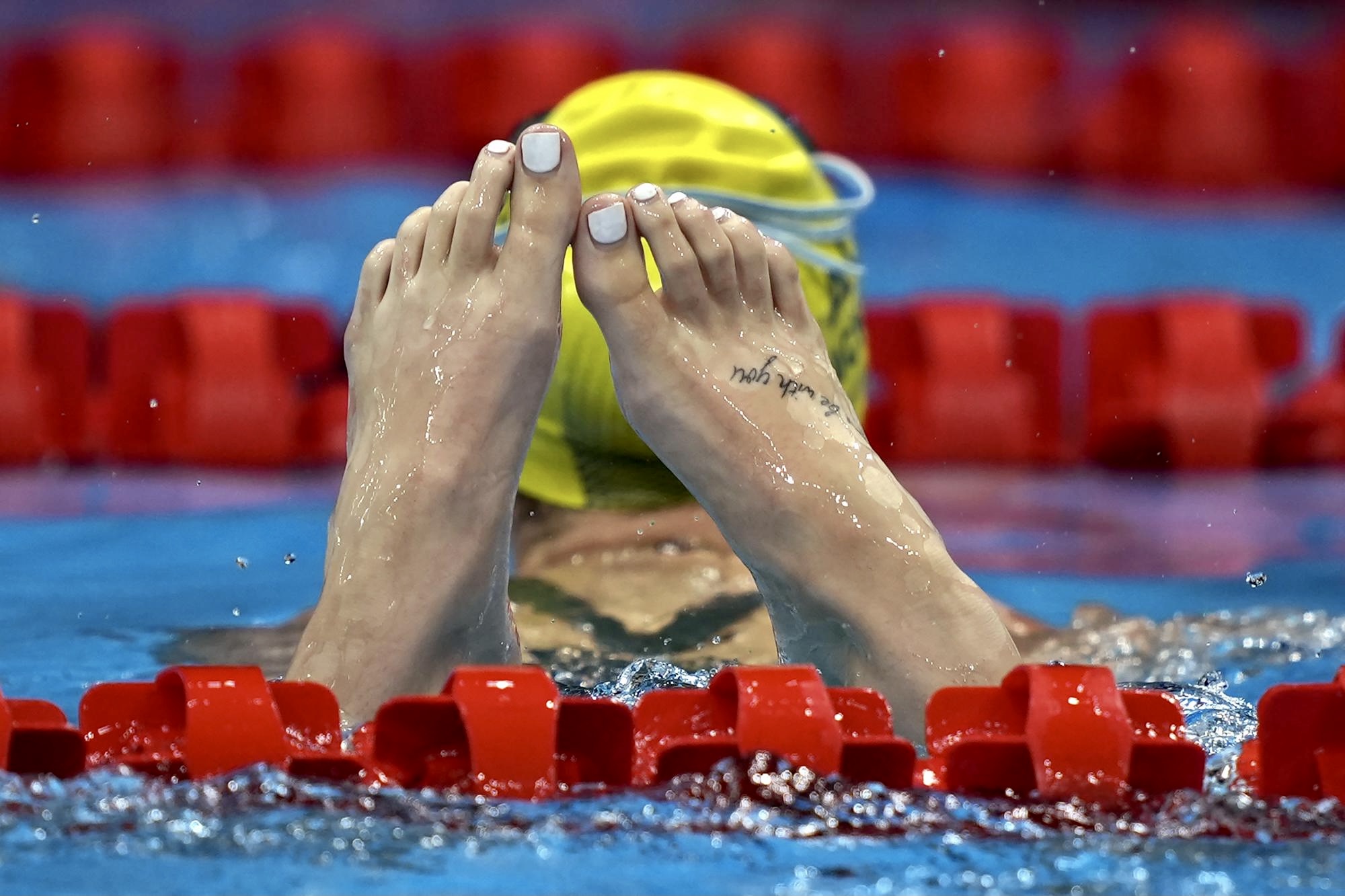 A9FB4BBB-803F-442F-82D1-8A41D4553AD7