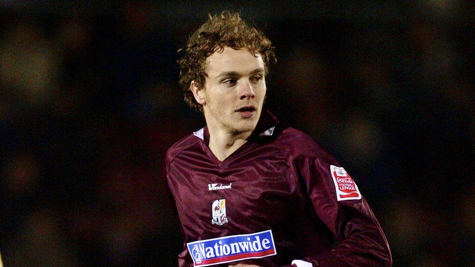 D2579B16-AEC3-44C3-8162-309929414636