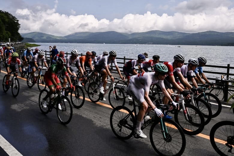 FCE115A3-FA8C-4983-8F9B-AC61F8F671BA