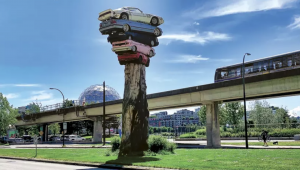 溫市著名的反式圖騰。 溫哥華雙年展圖片