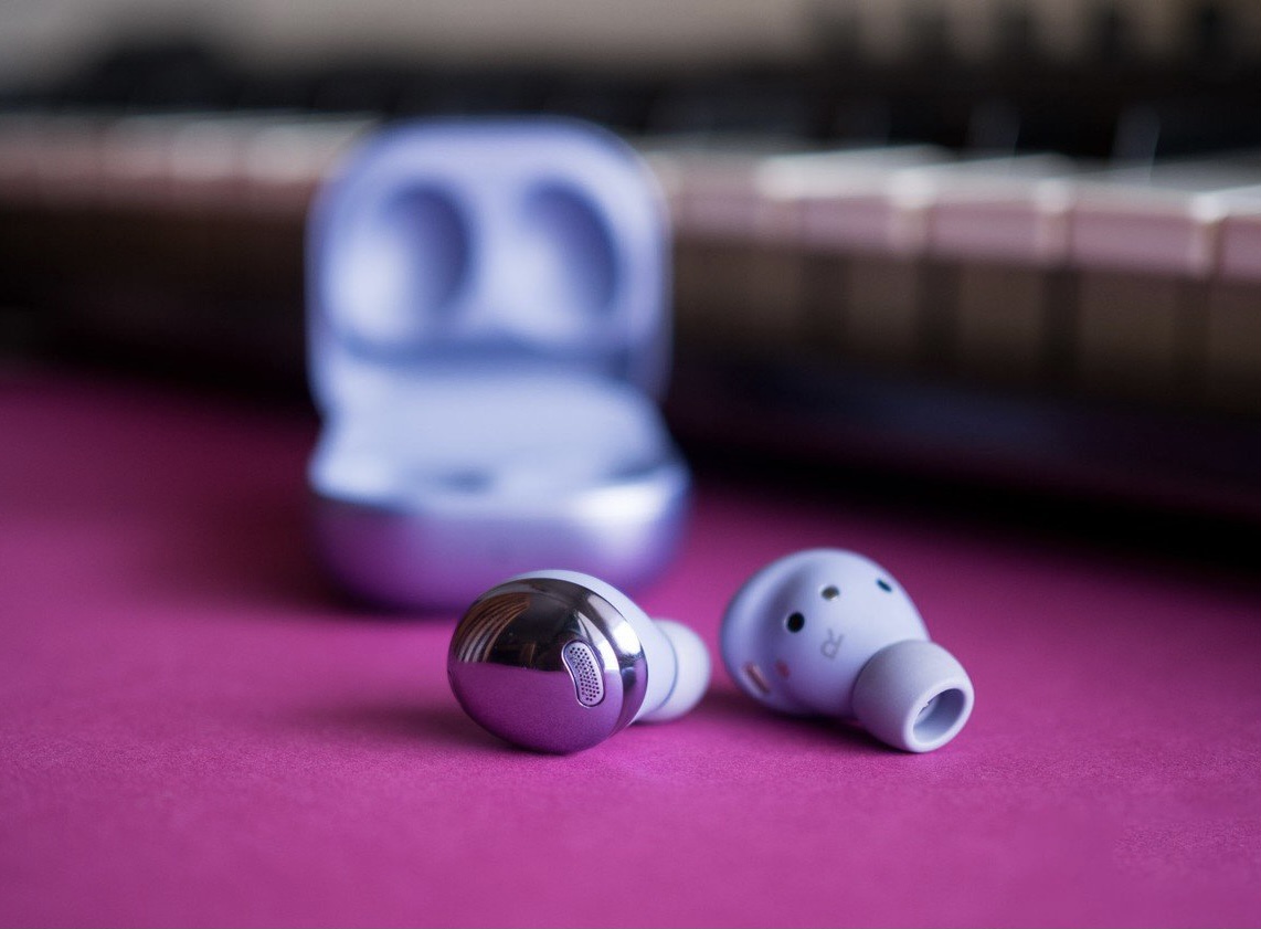 5B1F6451-96C6-4D67-ADDC-61BA2F1528DE