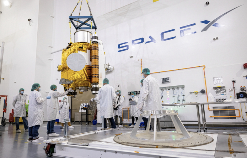 8521AEE6-B2AD-4664-8A68-253C5B1AF471