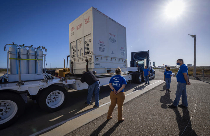 C3DEC499-DB4D-425C-BFA4-D29FF3619C8E