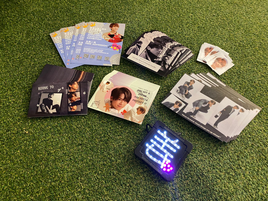 現場派發限量應援物,很多都是由香港空運到溫哥華。