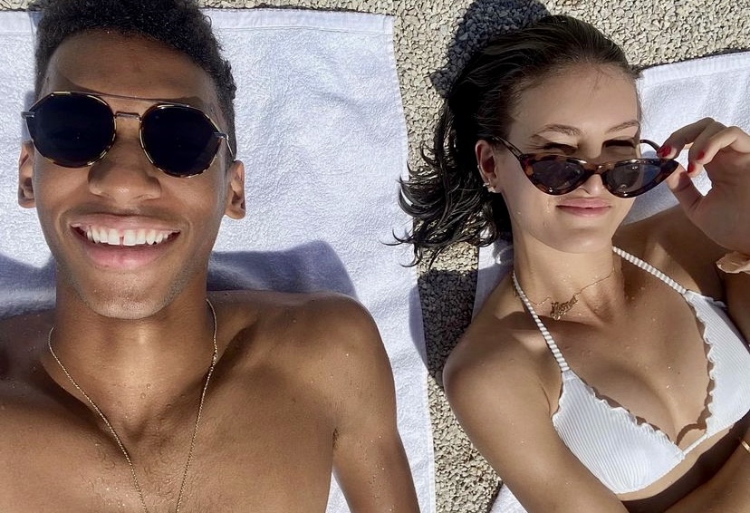 0C023630-3CD6-4C25-B83A-5D880B69CF76