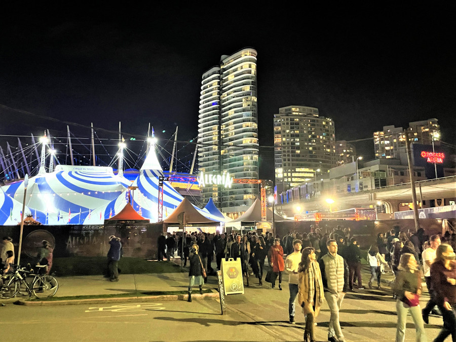 不少觀眾慨歎新冠疫情被迫取消各類社交和娛樂活動。星島記者王弘樹攝