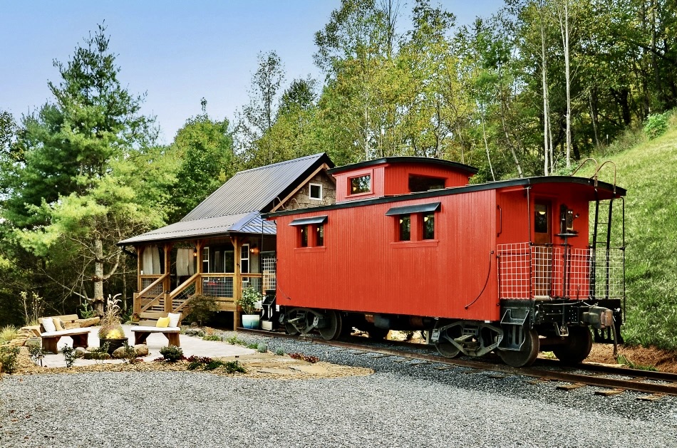 C1FA7322-05F2-4002-A268-8D6B4AB63098