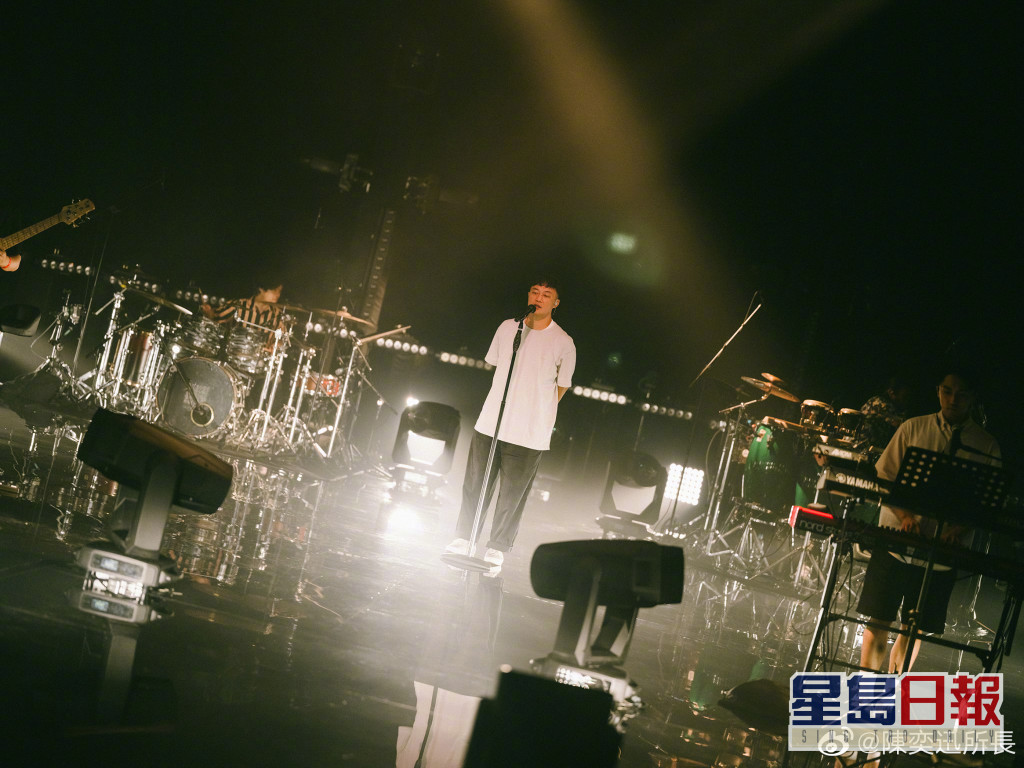 002s6WtTgy1h5bzs3jo8kj61sq1cjnpd02