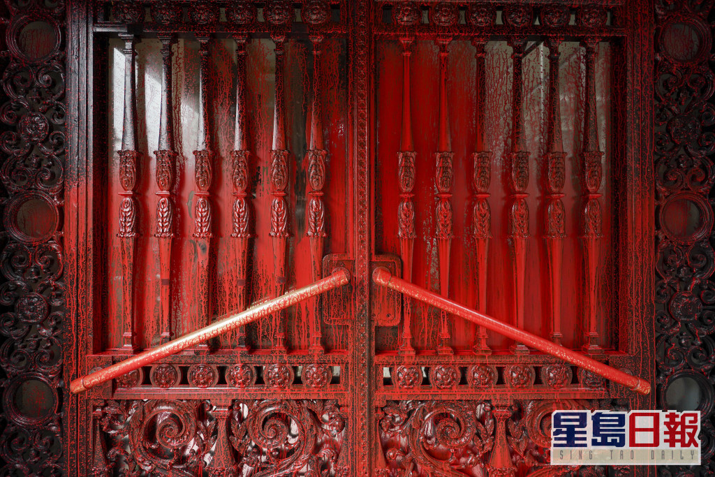 APTOPIX_Russian_Consulate_Vandalized_10150--7d8c8