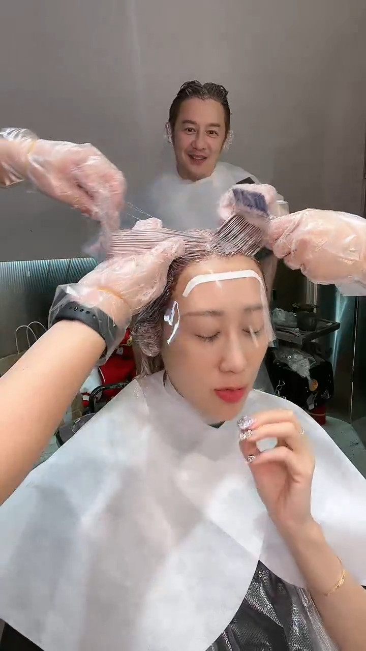 Screenshotter--Lisa--4’52”