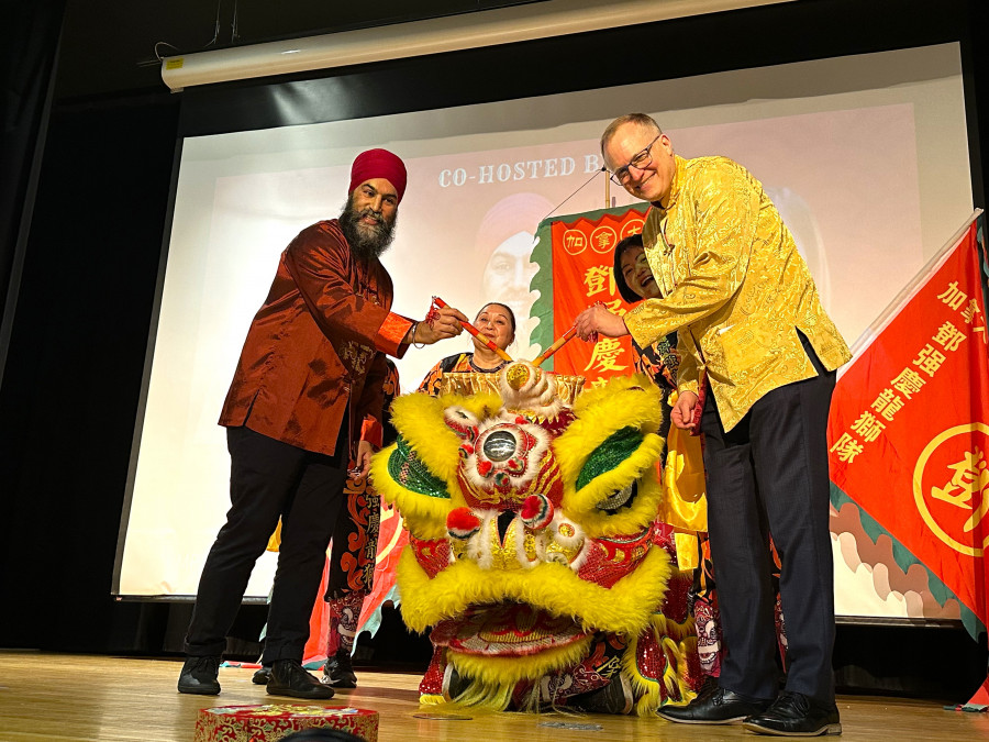 駔勉誠與朱理民舉行點睛儀式。星島記者王弘樹攝