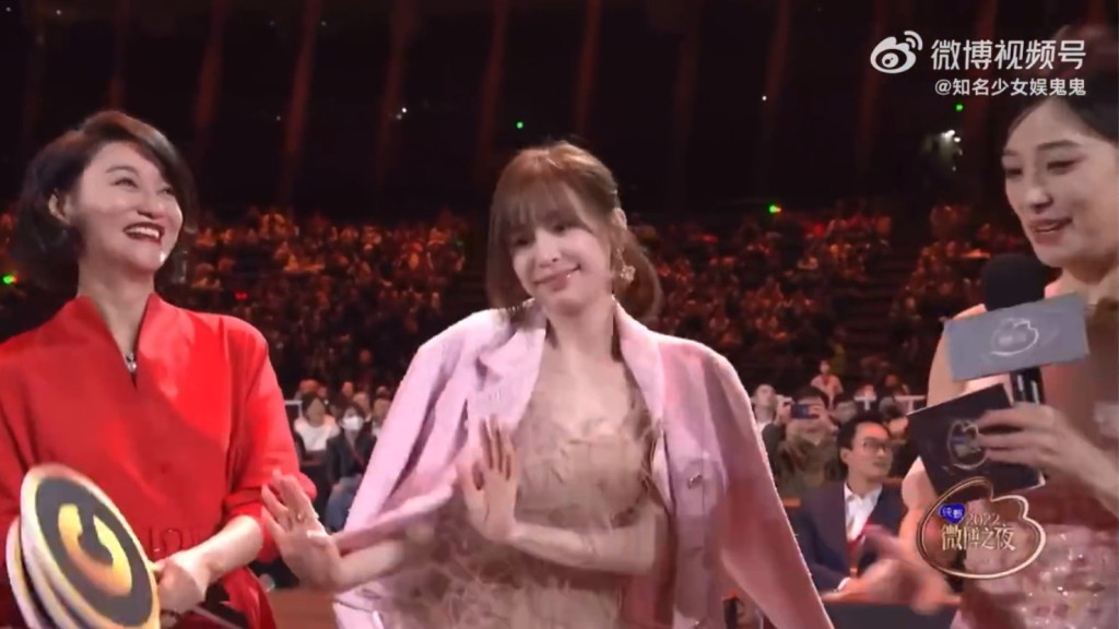 1A3555DA-1F5F-408D-8736-14D768B092BA