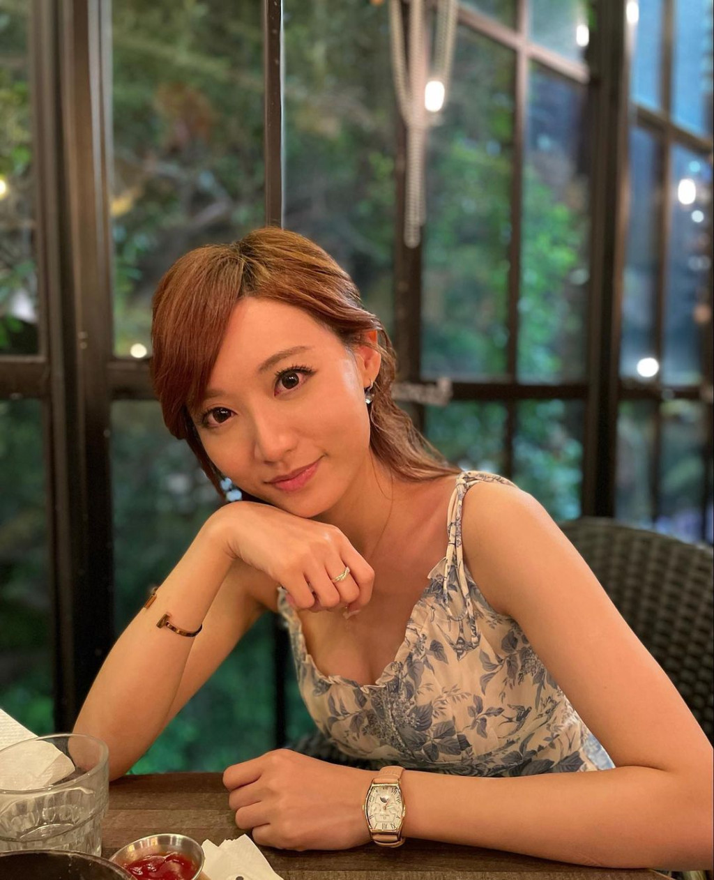 2F4761F6-E591-45A5-878A-546D77EB3A7F