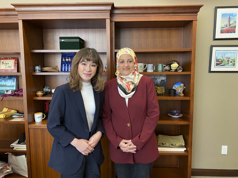 加拿大香港監察政策顧問Katherine Leung與加拿 大國會公民及移民常委員會主席、國會議員 Salma Zahid。(加拿大香港監察圖片)
