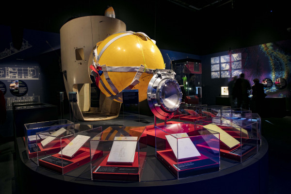 Challenging the Deep exhib views 2530