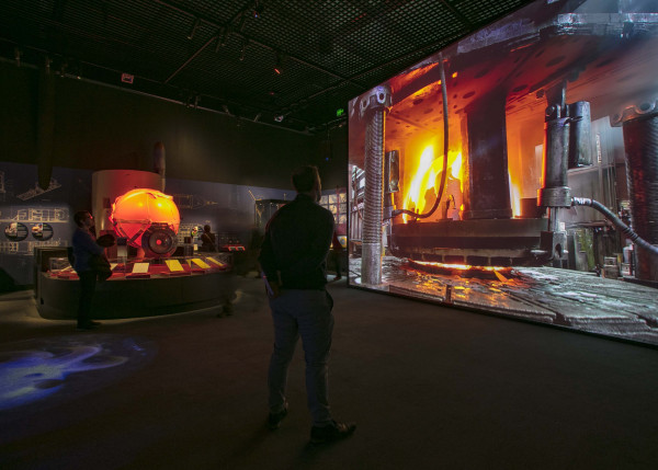 Challenging the Deep exhib views 2536