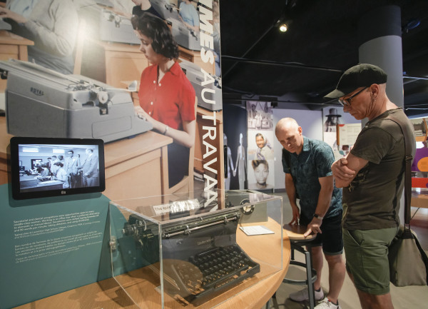 「女性工作」互動展示區介紹以往女性的工種。星島記者夏鎮權攝