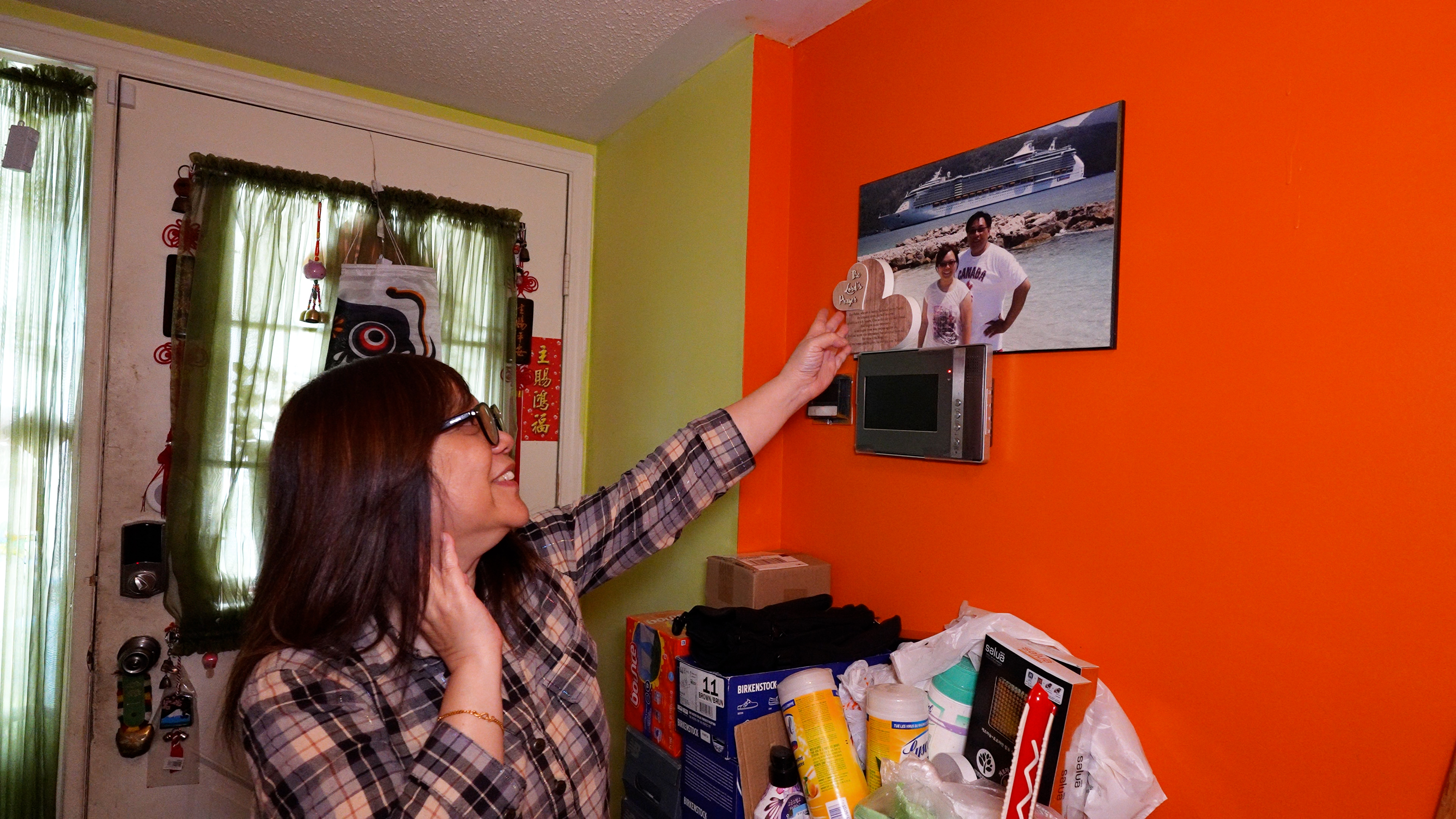 C2174.00_51_02_29.Still003