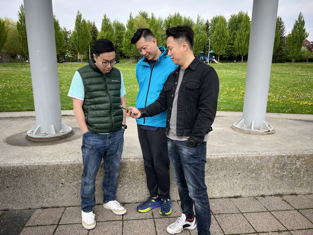 三位「爸爸」,共同面對新生活挑戰,無論在公在私都彼此扶持。