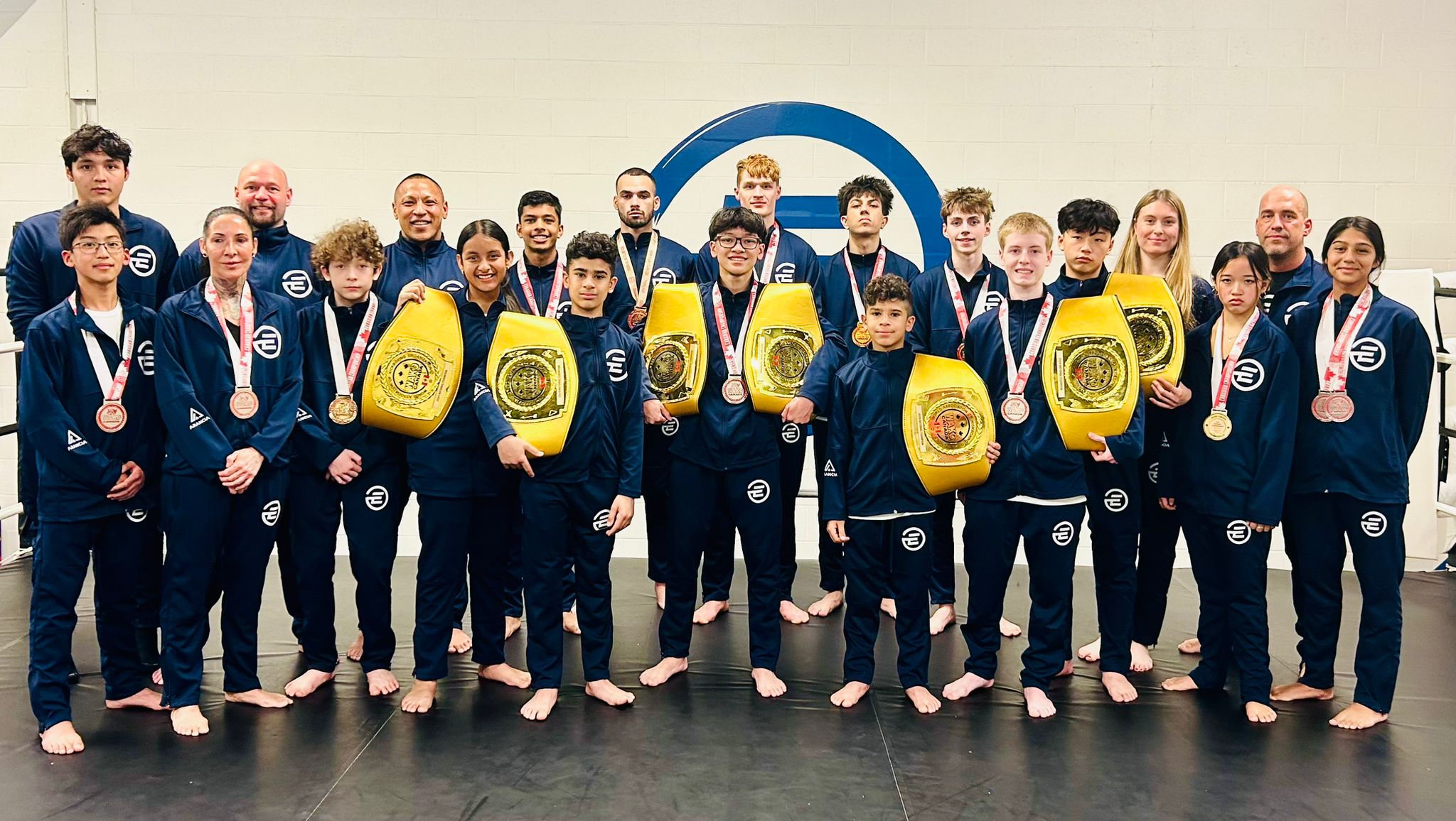 拳館早已成為Issac的第二個家,對於教練和隊友們的支持深表感激。