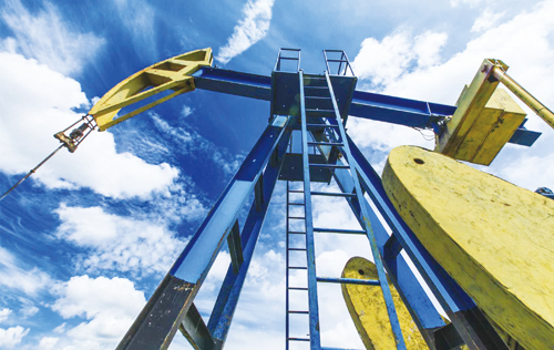 黃金反彈大起 石油天然氣也微漲