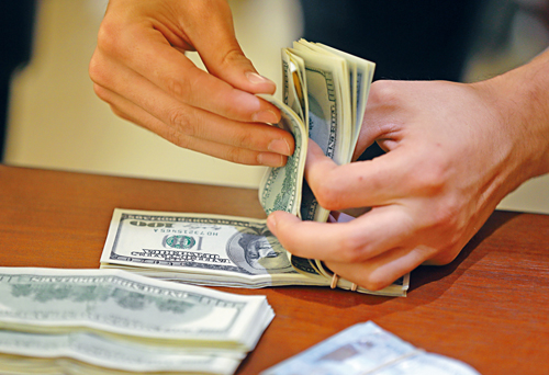 午市過後加幣微跌