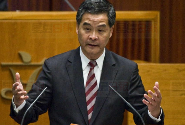 梁振英：對政改方案被否決極度失望