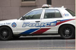 又有槍擊：北約克汽車被擊中 幸無人受傷