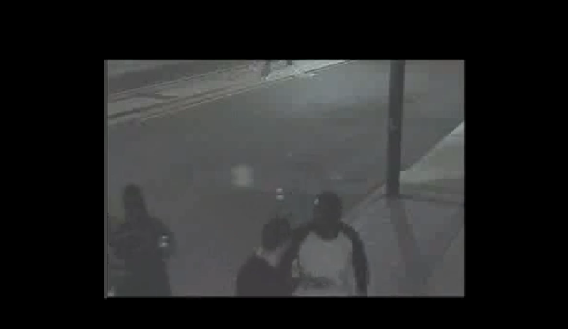 17歲少年去年遭暴打6嫌犯仍在逃 少年生活被改變