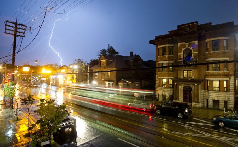 今天午後雷雨或過境 炎熱依舊體感最高35度