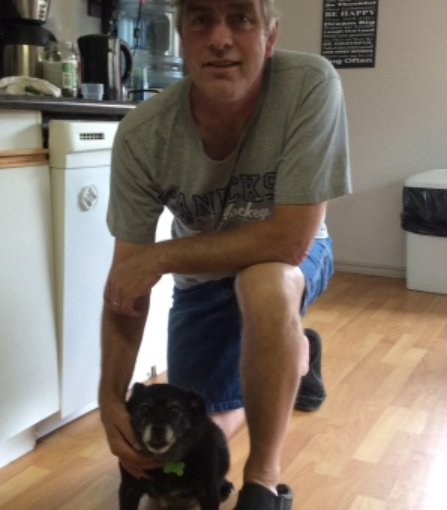 卑詩居民在自家廚房射殺破門而入灰熊