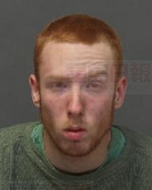 女子拿鑰匙開門遭匪徒挾持 入屋搶劫兼破壞