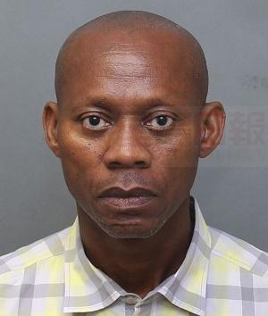 多倫多中學教師涉性侵兩名女學生被控罪