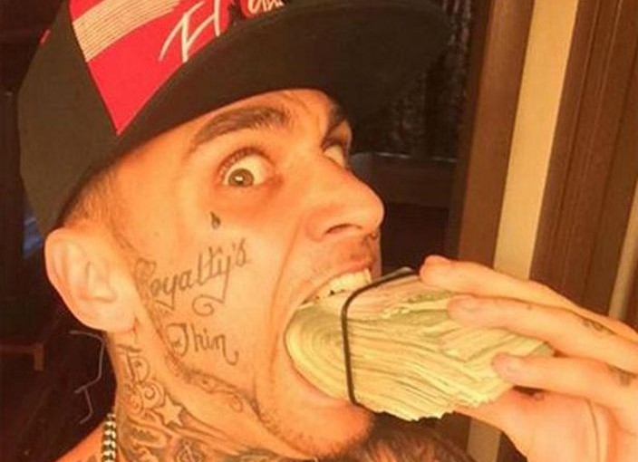 笨賊劫後臉書炫富 人贓並獲