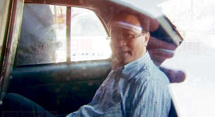 華裔男遭解僱辦公室瘋狂捅人 今被判不付罪責