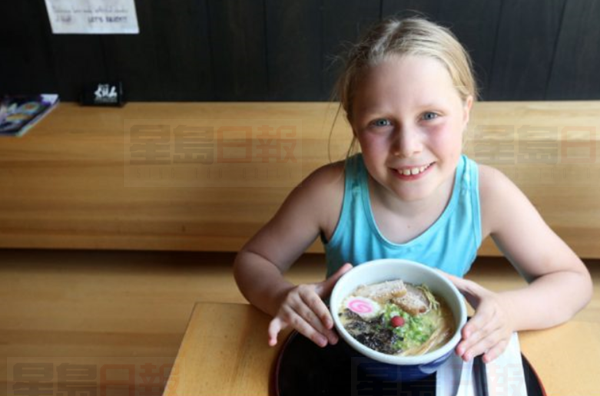 人小鬼大：9歲小吃貨尋多倫多最好吃的拉麵