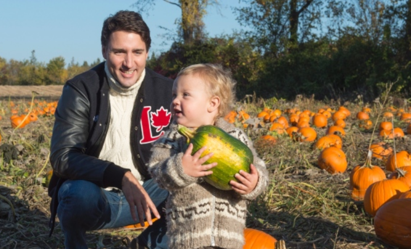 小杜魯多在上次選舉中敗給對手地區追求選民